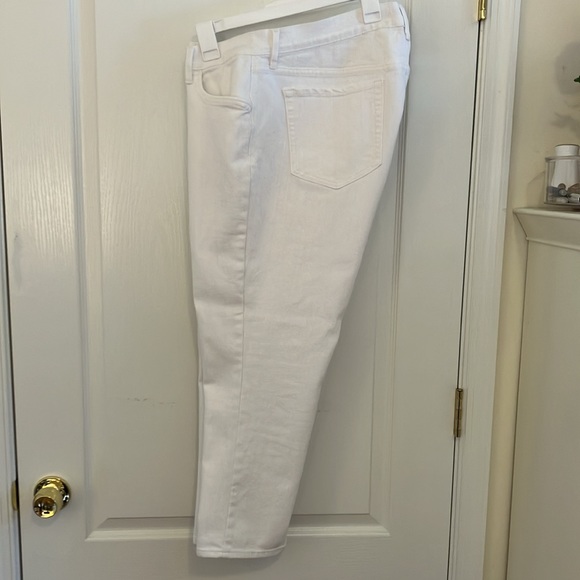 Size *** 18 Tall*** Old Navy rockstar stretch cropped jeans - Picture 7 of 7